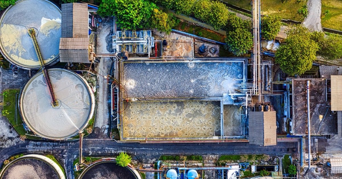 Water and industrial wastewater for SMEs: QCVN 40:2025 replaces 11 old standards, with a runway to 2031